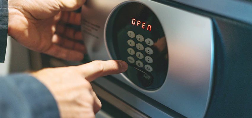 Cash Safe Openers in Salida, California